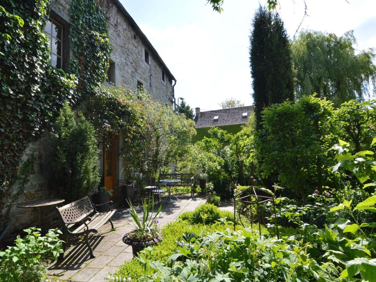 Enchanting Cottage With Terrace Garden Hamoir 외부 사진