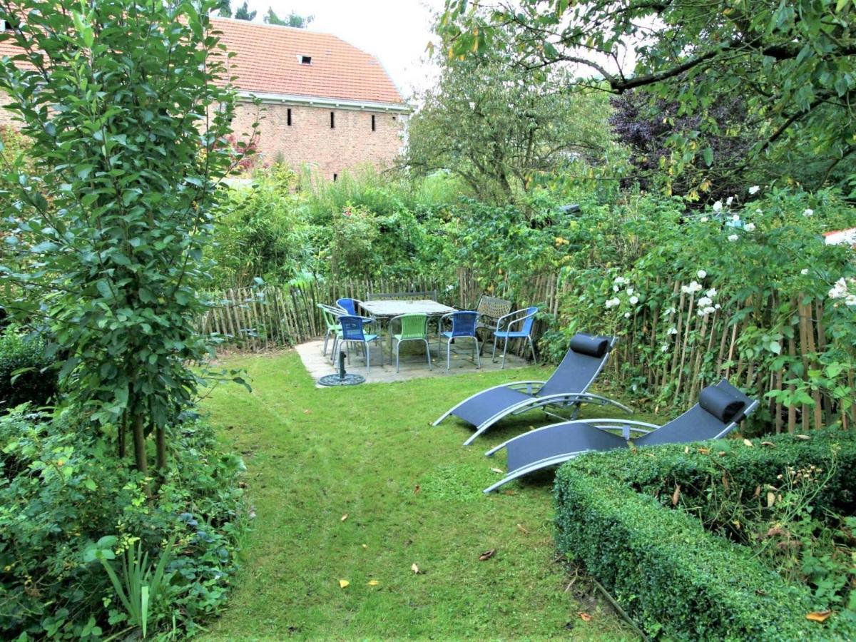 Enchanting Cottage With Terrace Garden Hamoir 외부 사진