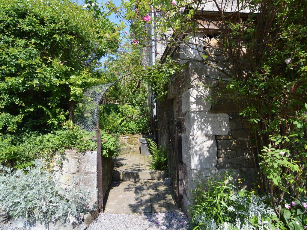 Enchanting Cottage With Terrace Garden Hamoir 외부 사진